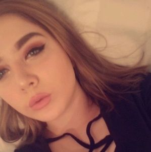 Meet your Posher, Lilly